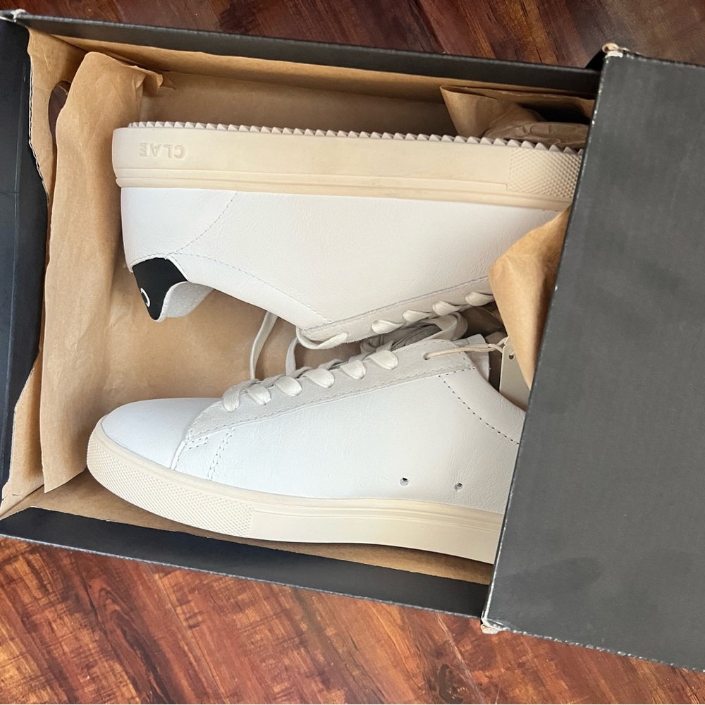 NIB Clae Bradley California Sneakers - Picture 2 of 5